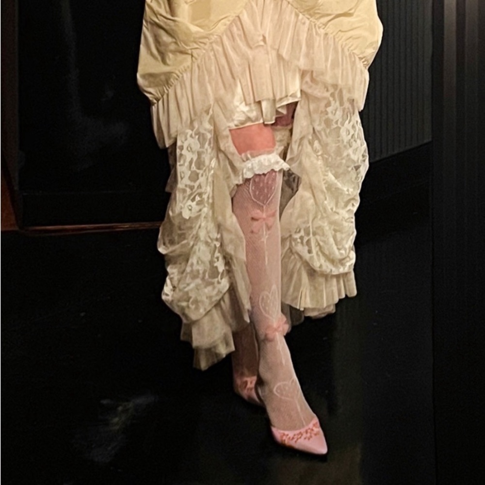 Manolo Blahnik blush pink vintage kitten heel mules